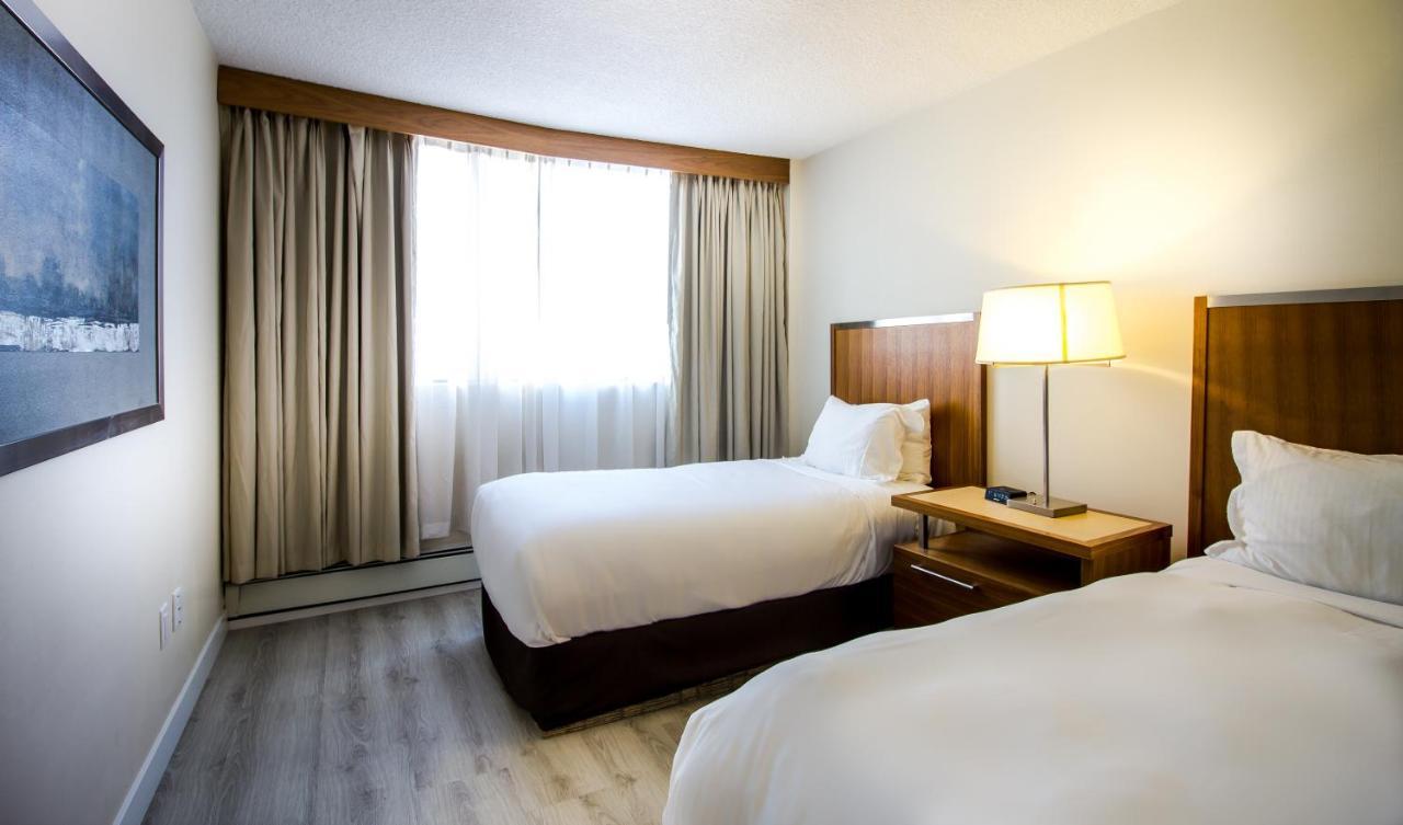International Hotel Calgary Exterior photo